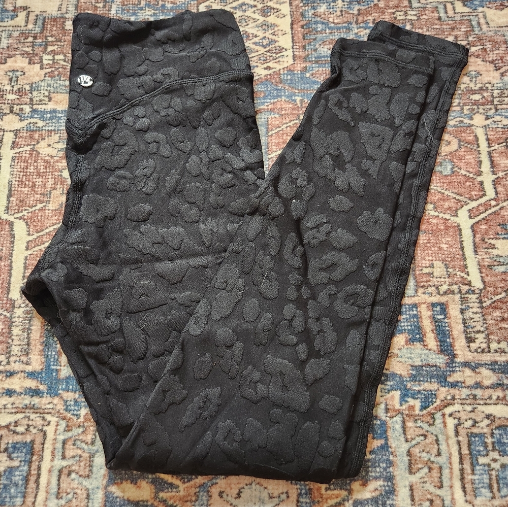 Buffbunny cheetah jaquard onyx Black size small